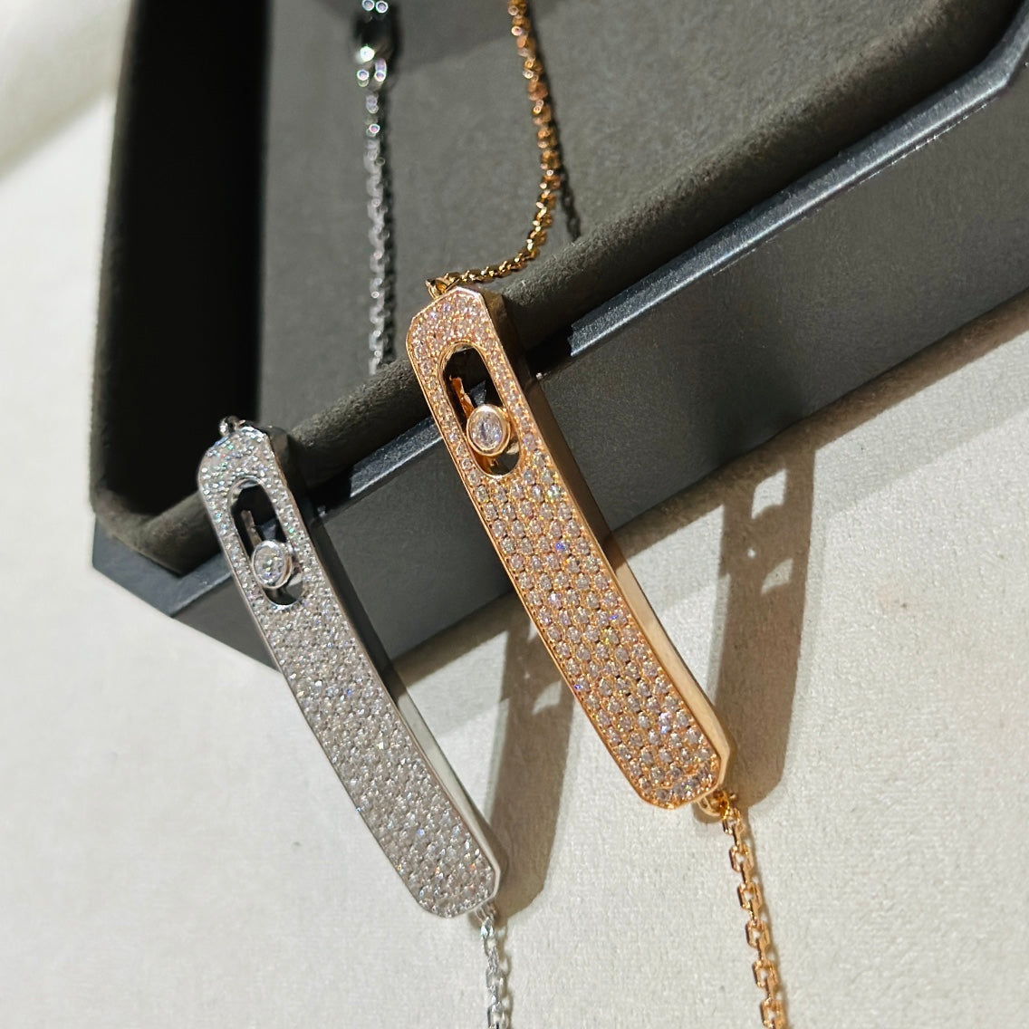 [Glow Muse]MOVE CLASSIQUE DIAMOND PAVED BRACELET