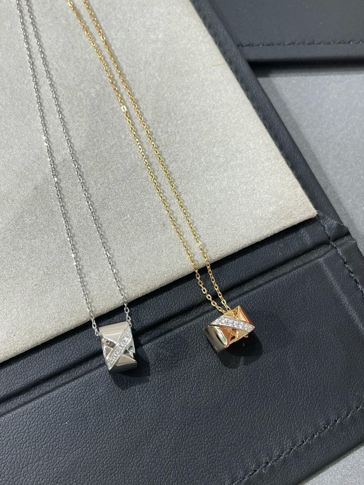 [Glow Muse]LIENS EVIDENCE DIAMOND NECKLACE