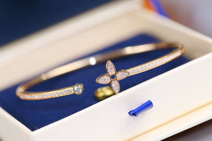 [Glow Muse]IDYLLE PINK GOLD OPEN BRACELET DIAMOND PAVED