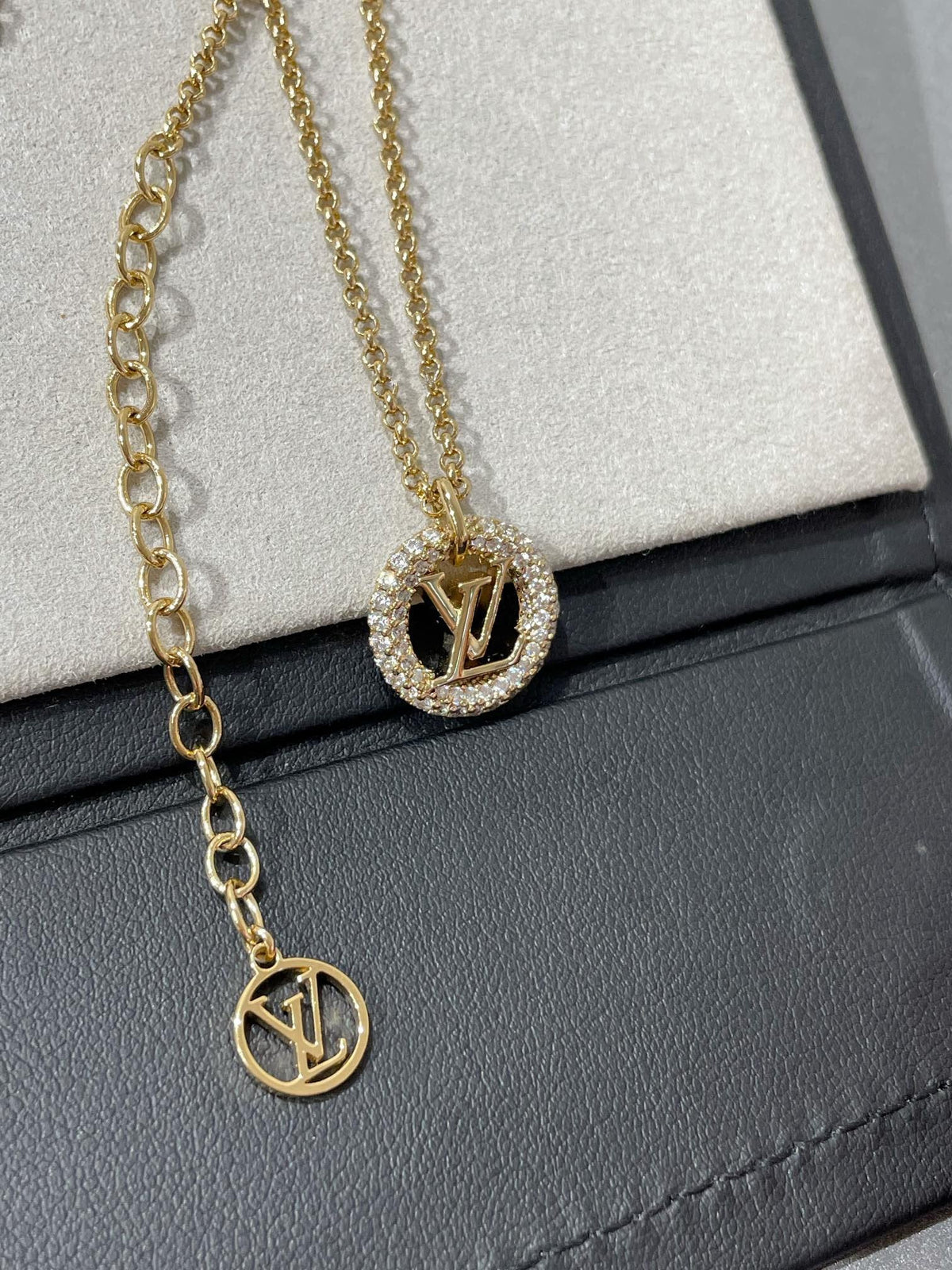 [Glow Muse]BY NIGHT DIAMOND PAVED NECKLACE