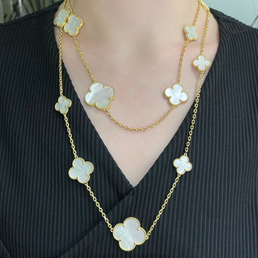 [Glow Muse]CLOVER 16 MOTIF WHITE MOP GOLD NECKLACE