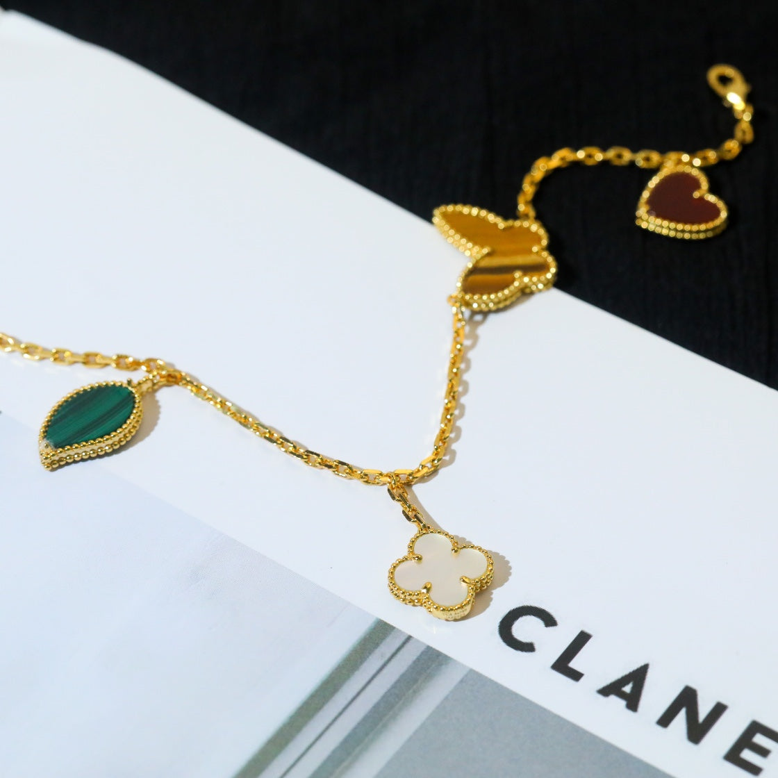 [Glow Muse]LUCKY SPRING 5 MOTIF GOLD BRACELET
