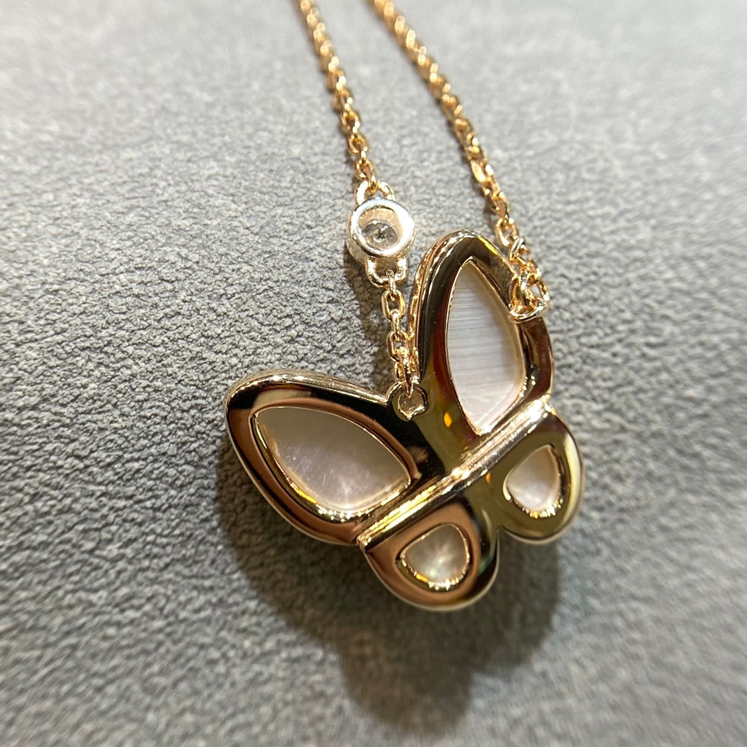 [Glow Muse]BUTTERFLY MOP DIAMOND NECKLACE