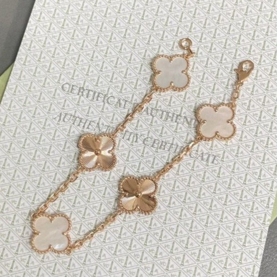 [⭐Glow Muse]CLOVER WHITE PEARL MOP 5 MOTIF BRACELET COLLECTION