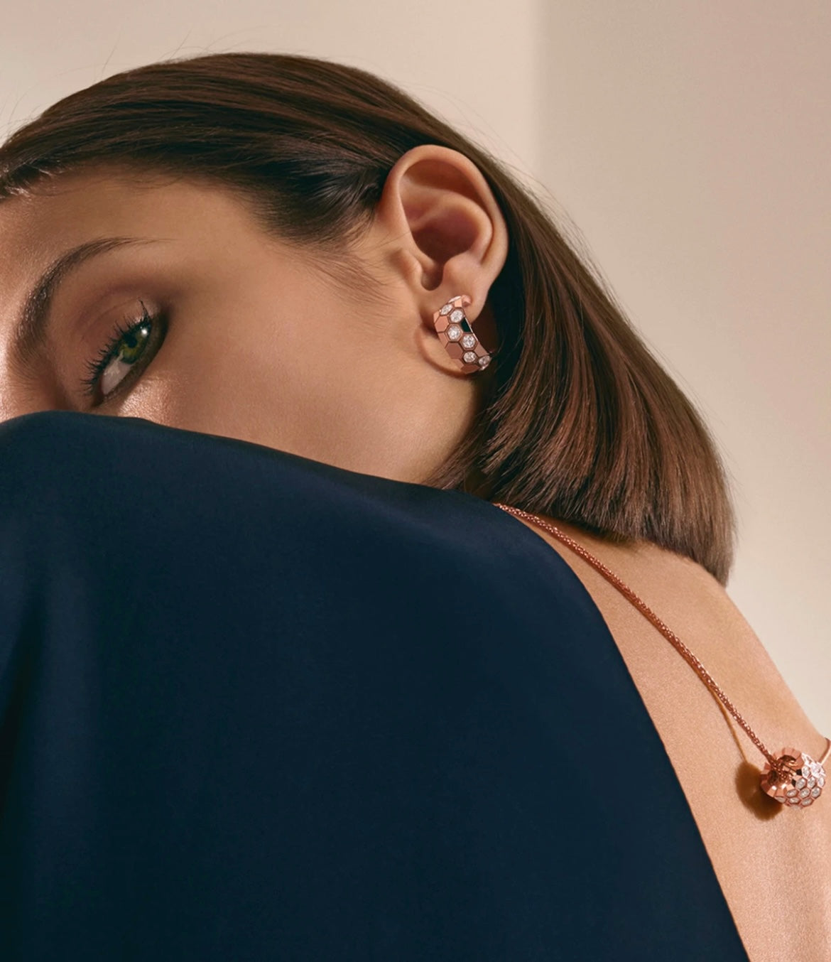 [Glow Muse]BEE LOVE DIAMOND HOOP EARRINGS