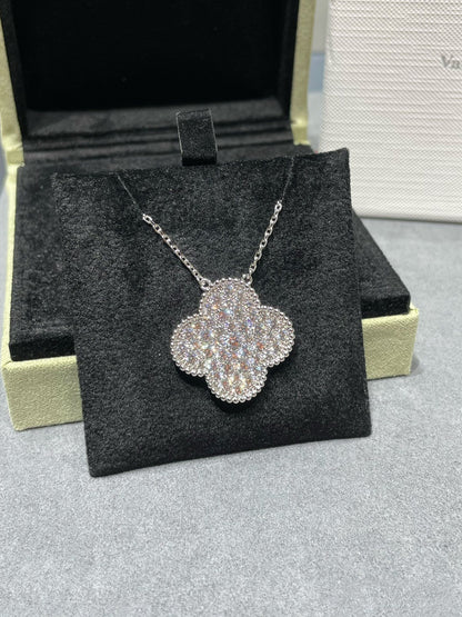 [Glow Muse]CLOVER 25MM LARGE PENDANT DIAMOND PAVED SILVER NECKLACE