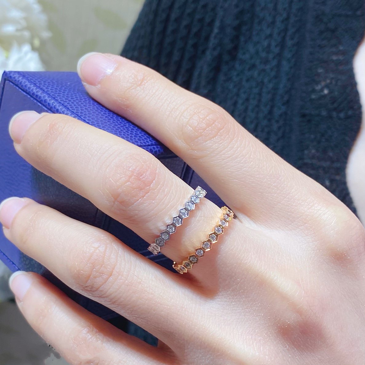 [Glow Muse]BEE LOVE DIAMOND PAVED SMALL RING