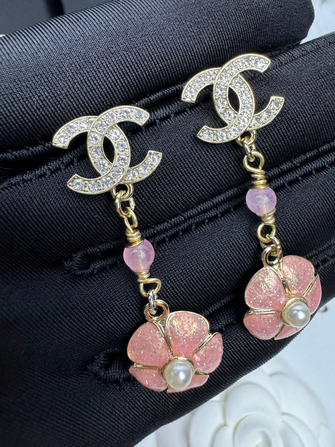 [Glow Muse]26C Pink Camellia Enamel Pendant with Double C Earrings