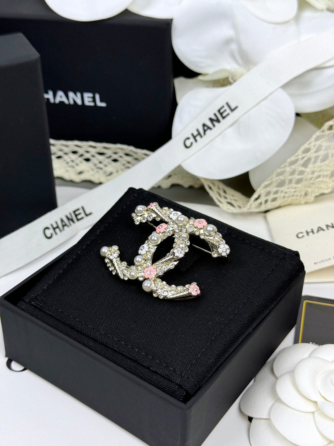 [Glow Muse]26C Pink-White Enamel Ice Cream Cone Double C Brooch
