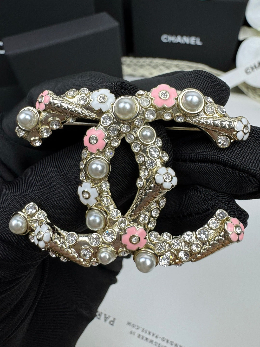 [Glow Muse]26C Pink-White Enamel Ice Cream Cone Double C Brooch