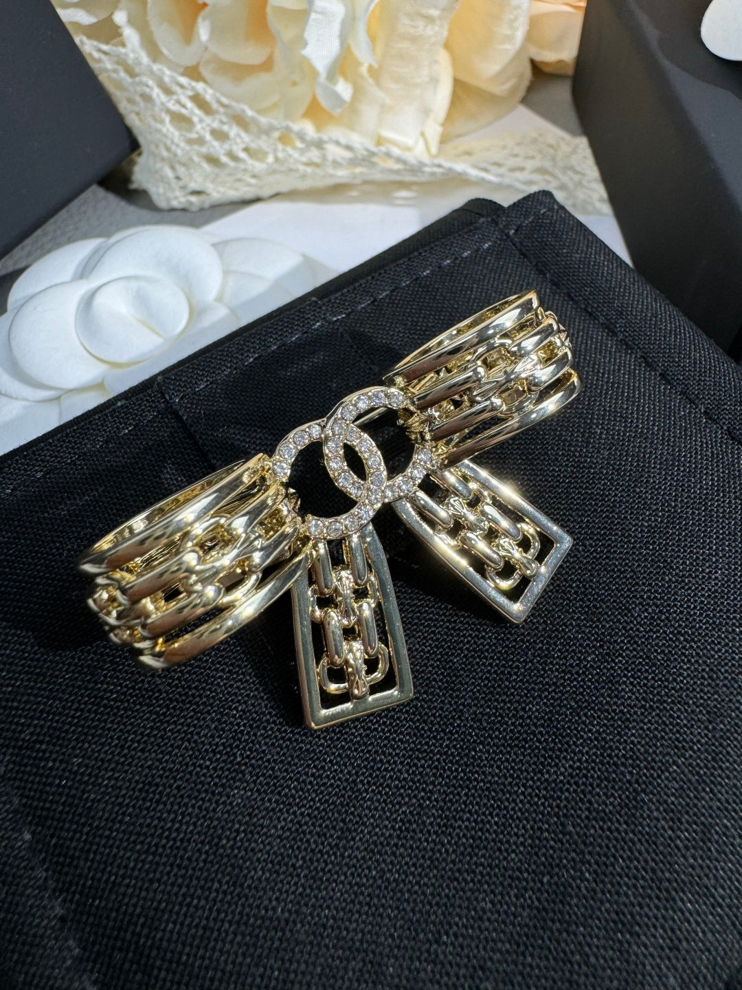 [Glow Muse]25K Hollow Bow Brooch