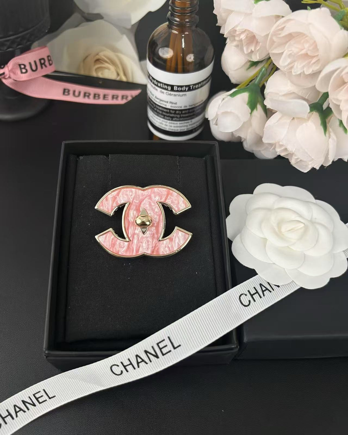 [Glow Muse]Pink Resin Classic Brooch 5cm