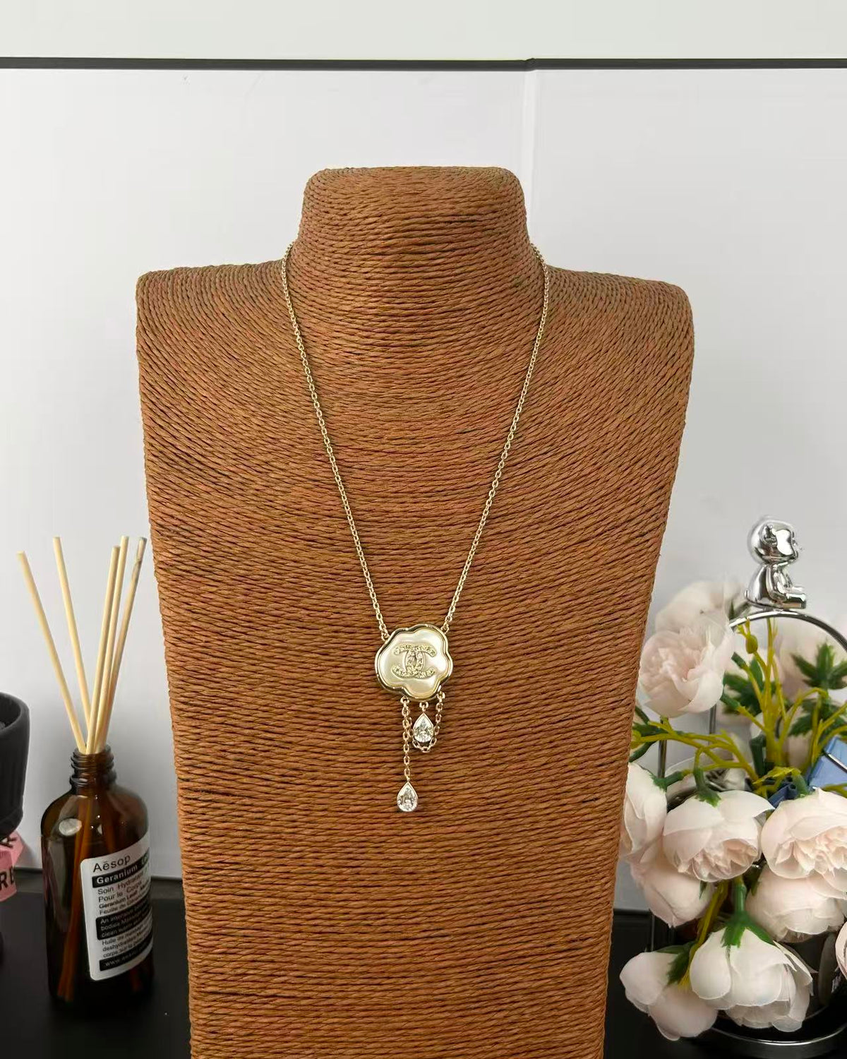 [Glow Muse]Cloud Pearl Mother-of-Pearl Diamond Chain Pendant Necklace