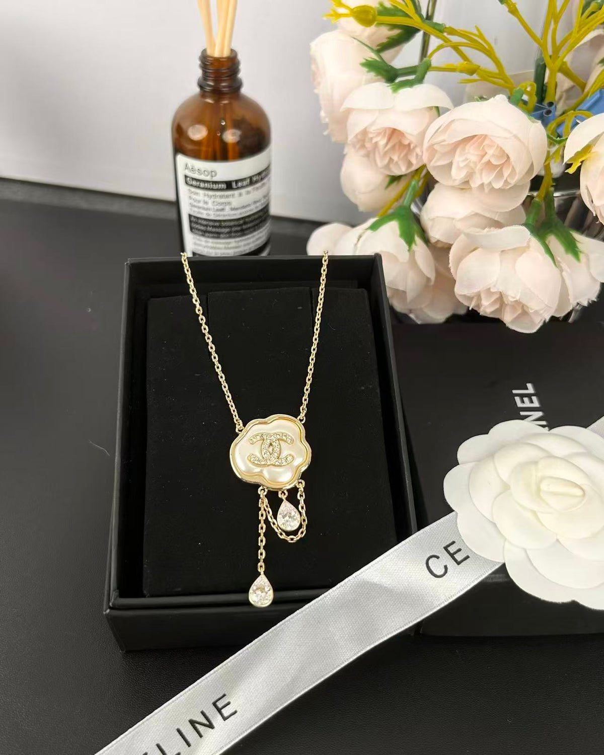 [Glow Muse]Cloud Pearl Mother-of-Pearl Diamond Chain Pendant Necklace