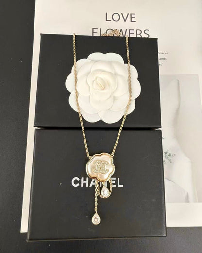 [Glow Muse]Cloud Pearl Mother-of-Pearl Diamond Chain Pendant Necklace