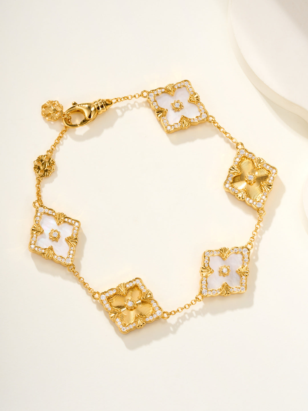 [⭐Glow Muse]B.C.L ENAMELED Five-Flower Bracelet（Various Colors) BIG SIZE