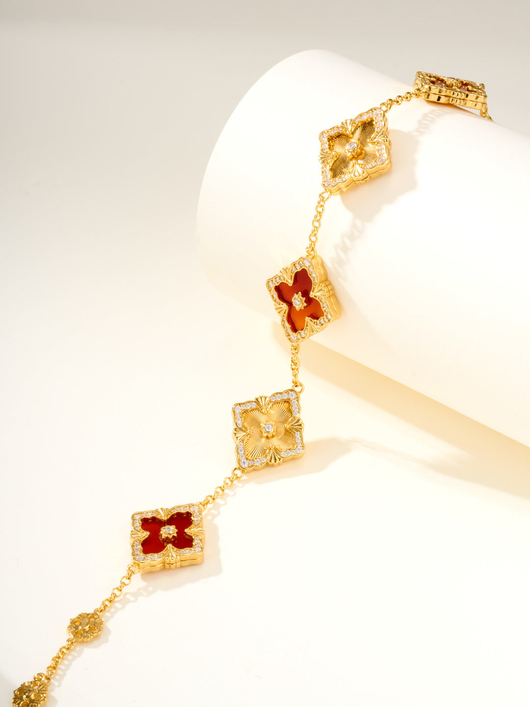 [⭐Glow Muse]B.C.L ENAMELED Five-Flower Bracelet（Various Colors) BIG SIZE