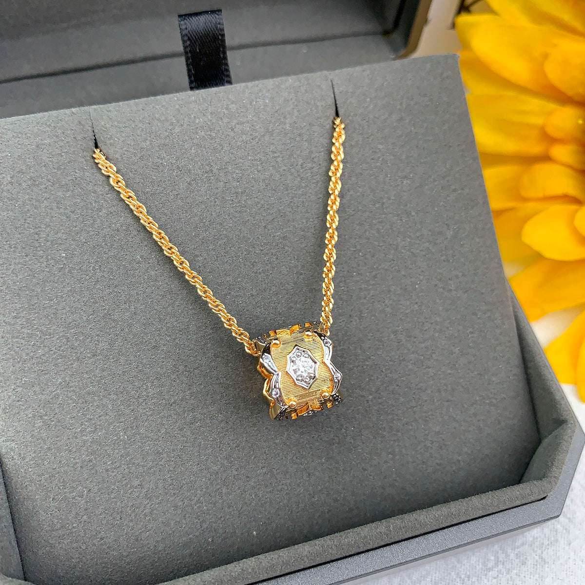 [⭐Glow Muse] B.C.L “Little Waist” Enamel  NECKLACE（Various colors