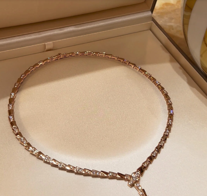 [Glow Muse]NEW！SERPENT DIAMOND NECKLACE