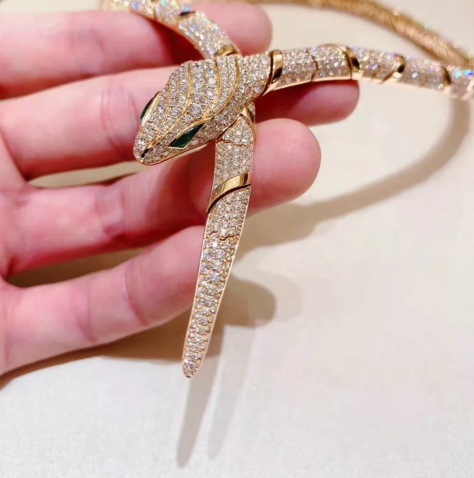 [Glow Muse]HAUTE COUTURE GOLD SERPENTI NECKLACE