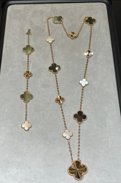 [Glow Muse]DETACHABLE CLOVER 15(11+4) FLOWER SILVER NECKLACE SET