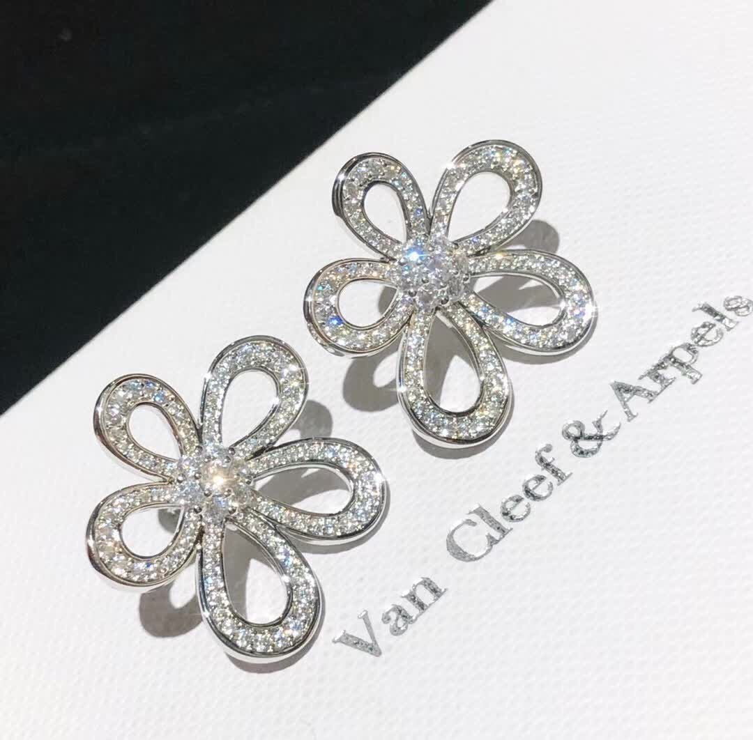 [⭐Glow Muse]FLOWERLACE EARRINGS FULL DIAMONDS