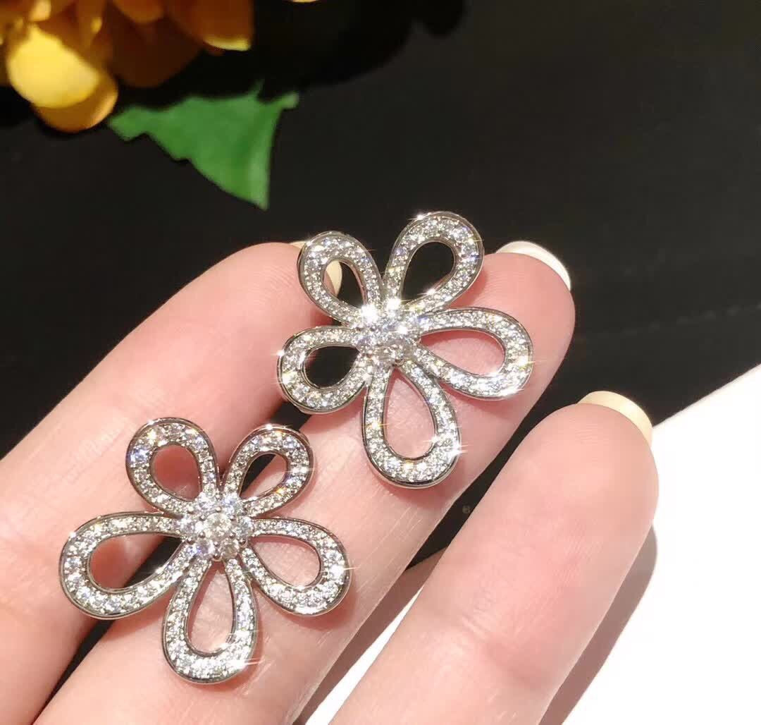 [⭐Glow Muse]FLOWERLACE EARRINGS FULL DIAMONDS