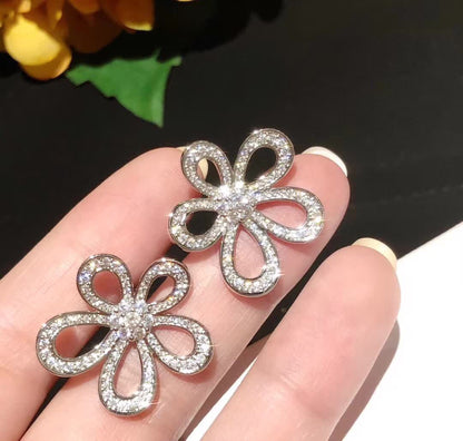 [⭐Glow Muse]FLOWERLACE EARRINGS FULL DIAMONDS