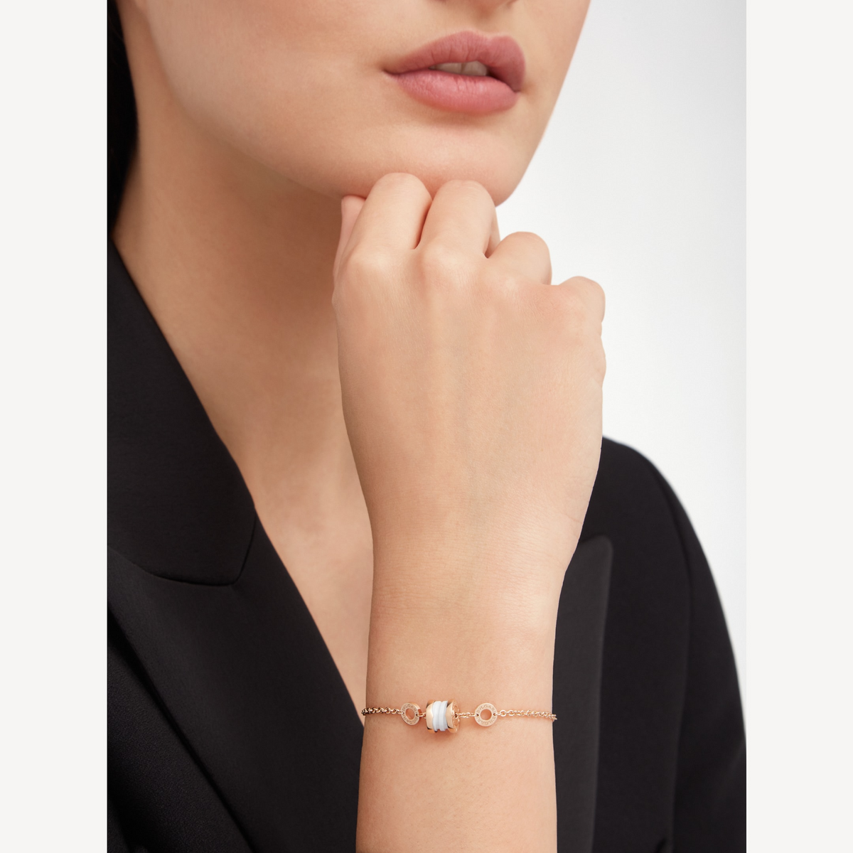 [Glow Muse]ZERO 1 SOFT PINK GOLD AND WHITE CERAMIC BRACELET