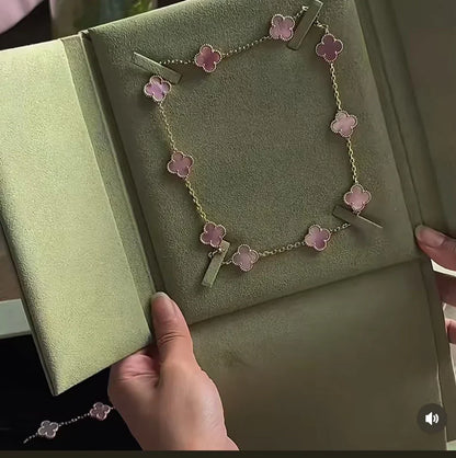 [Glow Muse Jewellery] Pink Necklace with Ten Clover Designs