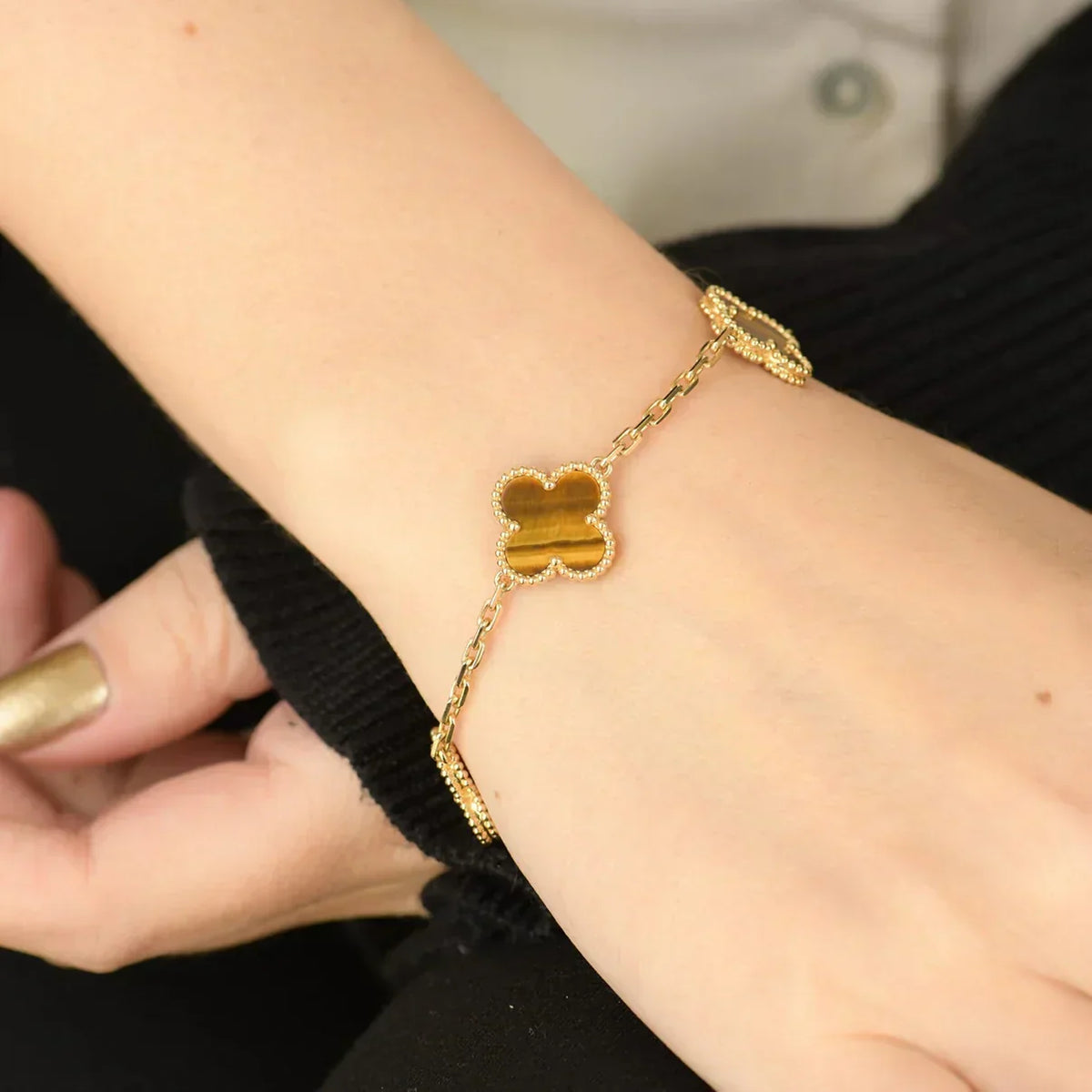[⭐Glow Muse] CLOVER 5 MOTIFS TIGER EYE BRACELET COLLECTION