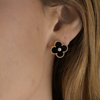 [Glow Muse]CLOVER MEDIUM 1 MOTIFS ONYX DIAMOND EARRINGS