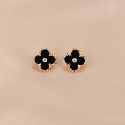 [Glow Muse]CLOVER MEDIUM 1 MOTIFS ONYX DIAMOND EARRINGS