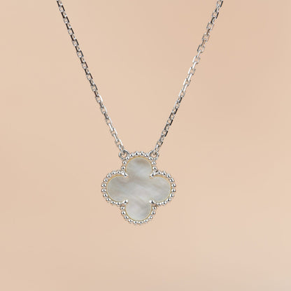 [Glow Muse]CLOVER  15MM WHITE MOTHER-OF-PEARL SILVER