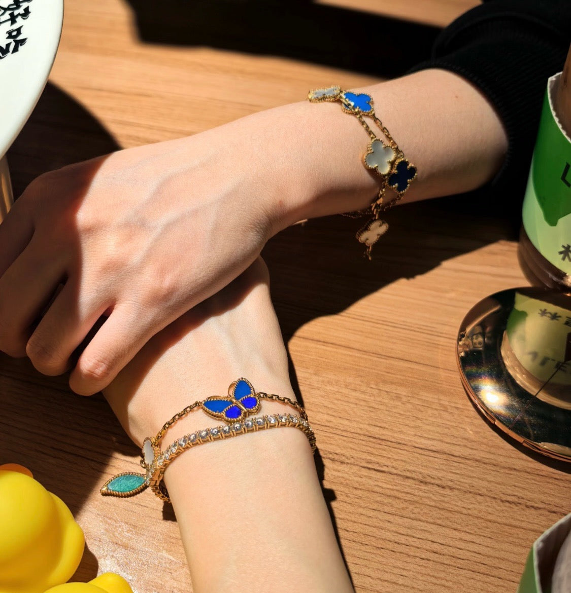 [Glow Muse]LUCKY SPRING BUTTERFLY 5 MOTIF BRACELET