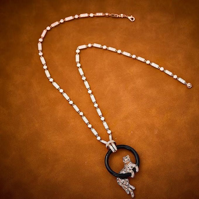 [Glow Muse jewelrys]NEW BLACK CIRCLE PANTHER FULL DIAMOND NECKLACE