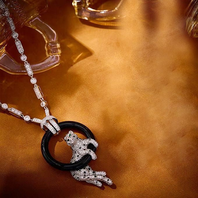 [Glow Muse jewelrys]NEW BLACK CIRCLE PANTHER FULL DIAMOND NECKLACE