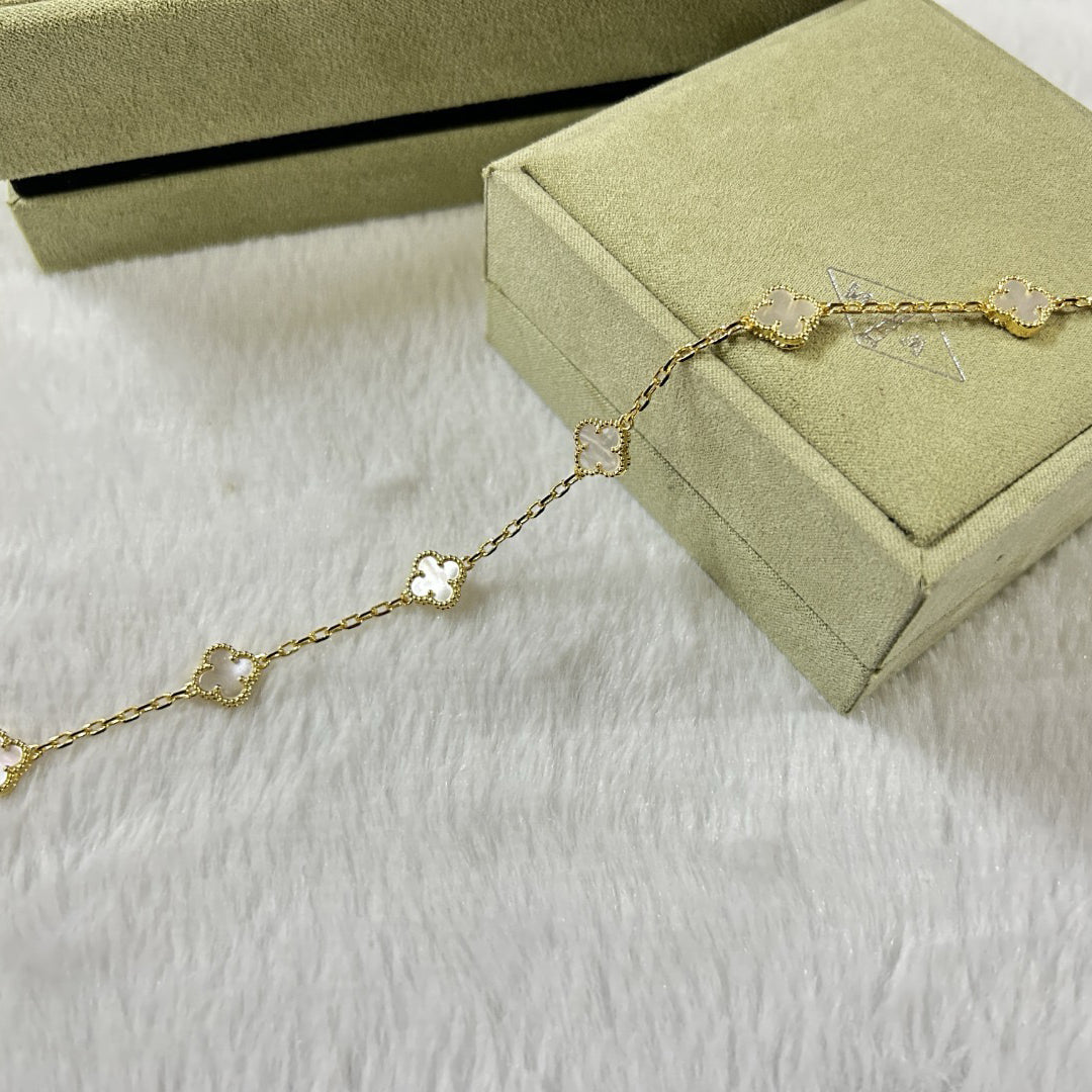 [Glow Muse]CLOVER 6 MOTIF WHITE MOP BRACELET