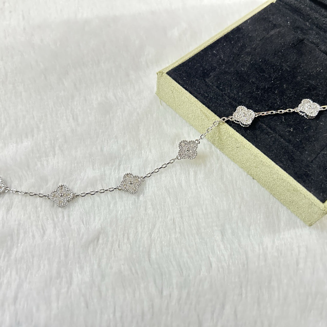 [Glow Muse]CLOVER 6 MOTIF DIAMOND BRACELET