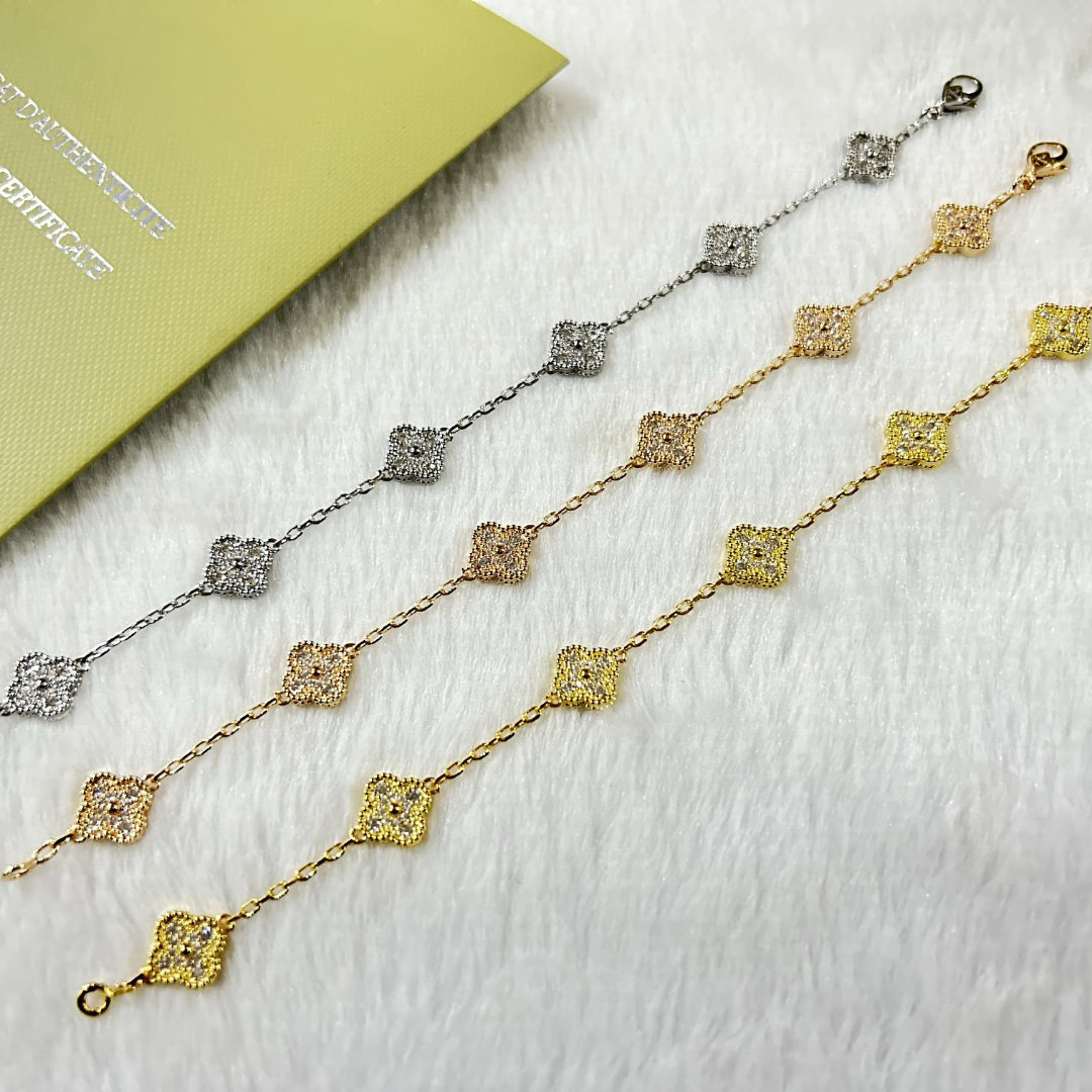 [Glow Muse]CLOVER 6 MOTIF DIAMOND BRACELET