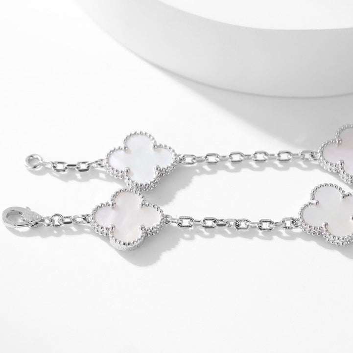 [Glow Muse]CLOVER 10 MOTIFS WHITE MOTHER OF PEARL NECKLACE