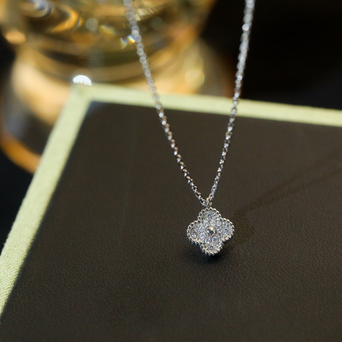 [Glow Muse]CLOVER MINI 9.5MM PENDANT DIAMOND NECKLACE