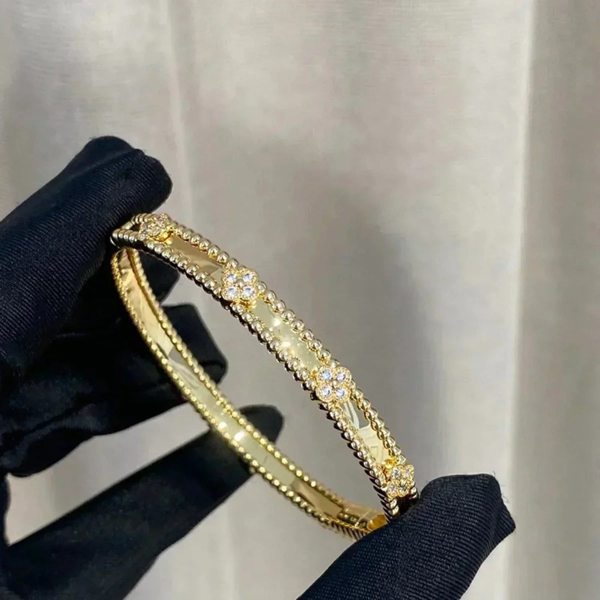 [Glow Muse]CLOVER BRACELET 4MM DIAMONDS