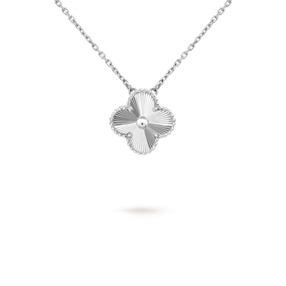 [Glow Muse]CLOVER 15MM LASER NECKLACE SILVER