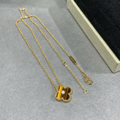 [Glow Muse]CLOVER 15MM DIAMOND AND YELLOW TIGER'S EYE AGATE necklace