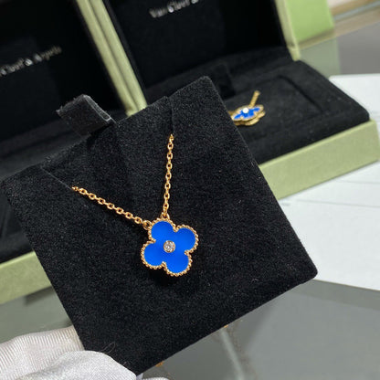 [Glow Muse]CLOVER 15MM DIAMOND AND BLUE AGATE NECKLACE