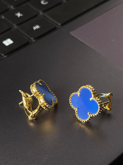 [Glow Muse] CLOVER LARGE (20mm) 1 MOTIFS BLUE MOP STUD EARRINGS