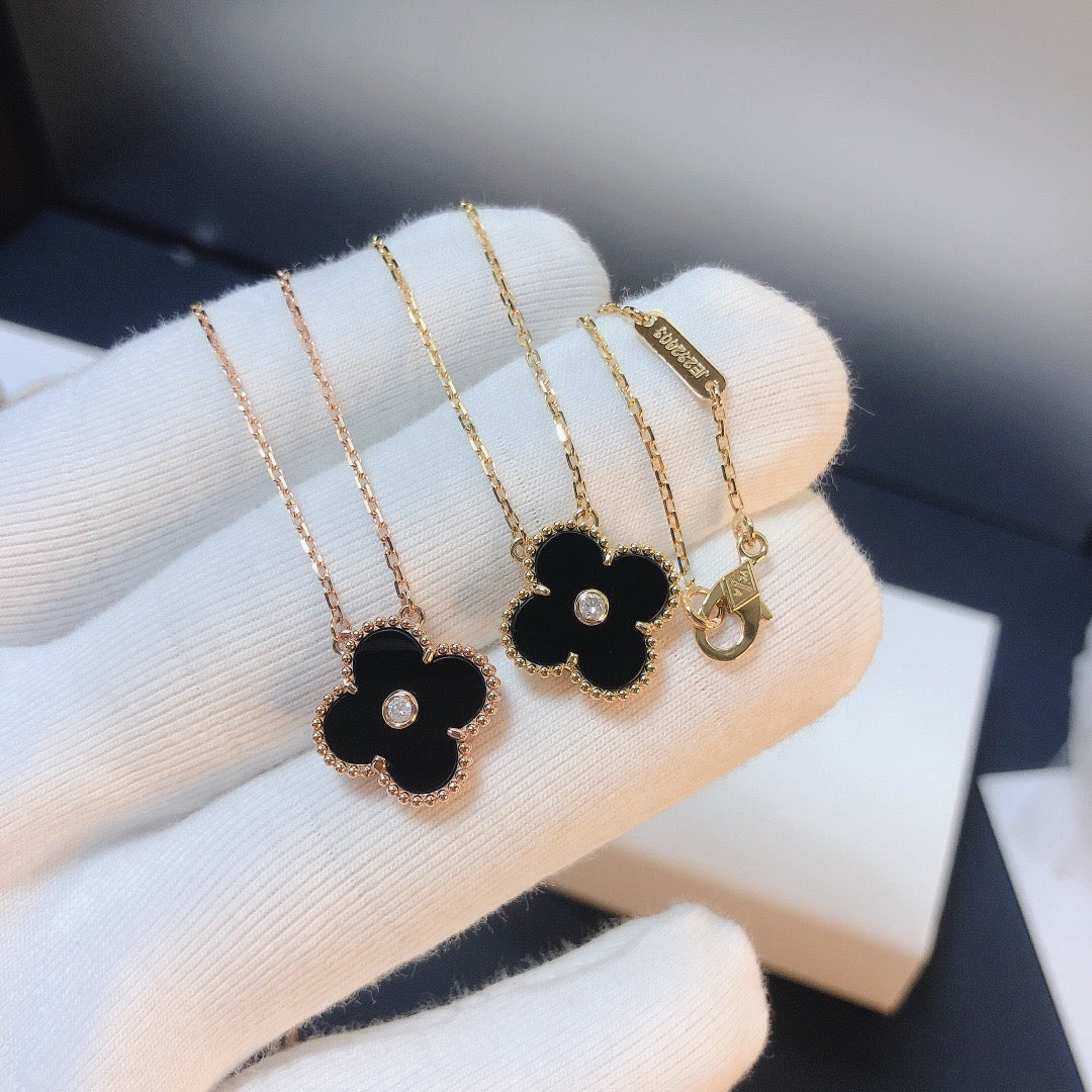 [Glow Muse]CLOVER 15MM DIAMOND ONYX NECKLACE