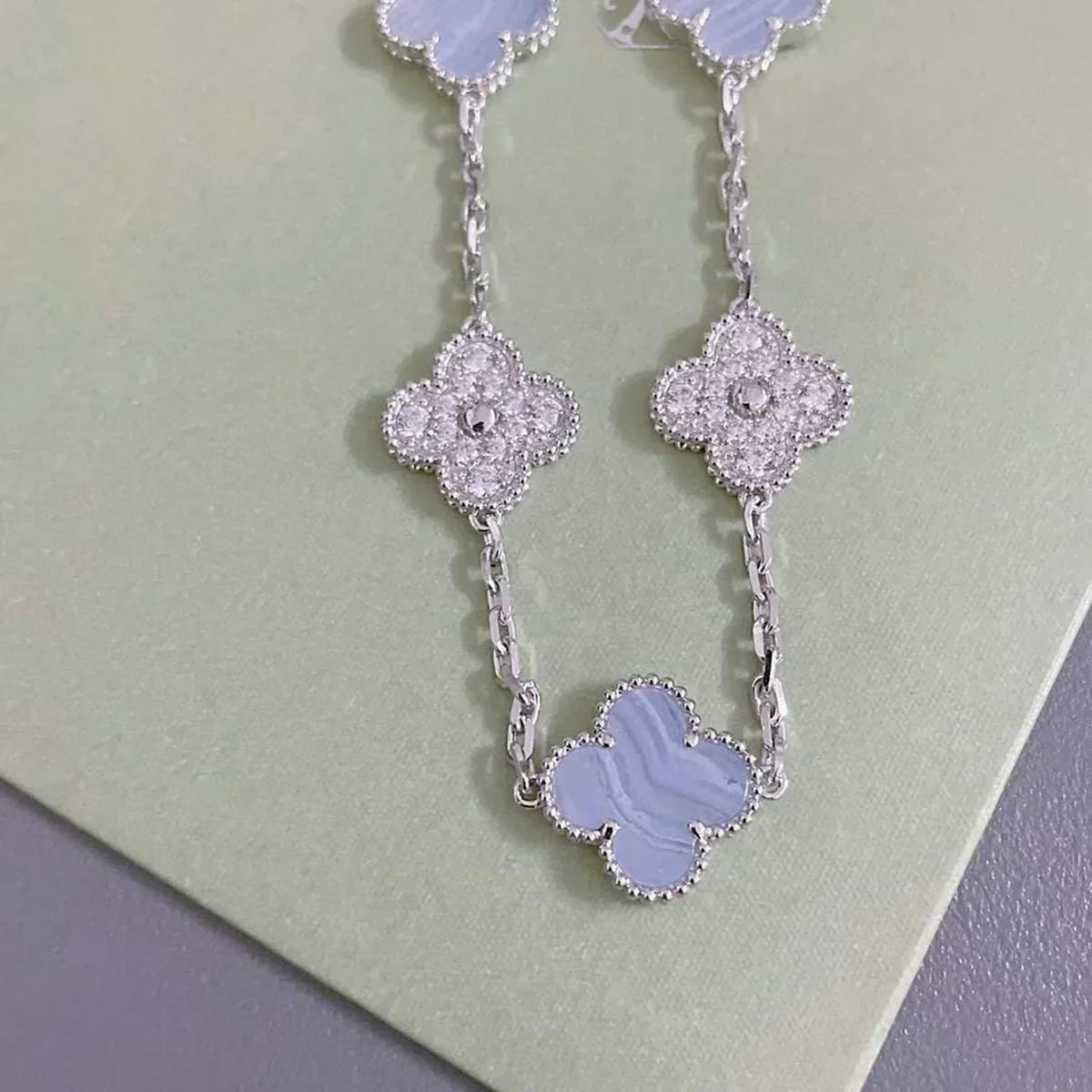 [⭐Glow Muse] CLOVER 5 MOTIF PURPLE CHALCEDONY BRACELET COLLECTION