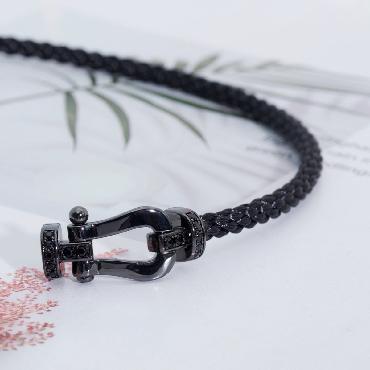 [Glow Muse]FORCE LARGE SERIES HORSESHOE BLACK SAMURAI BRACELET